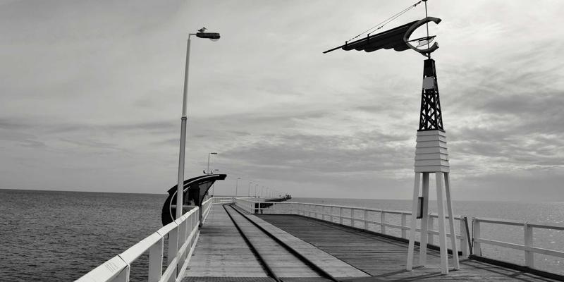 贵阳男科医院泌尿外科健康咨询：男性更年期（LOH）的非激素疗法与生活方式干预